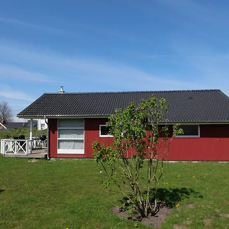 Apartment Ferienparadies Fuer 8 Personen An Der Ostsee